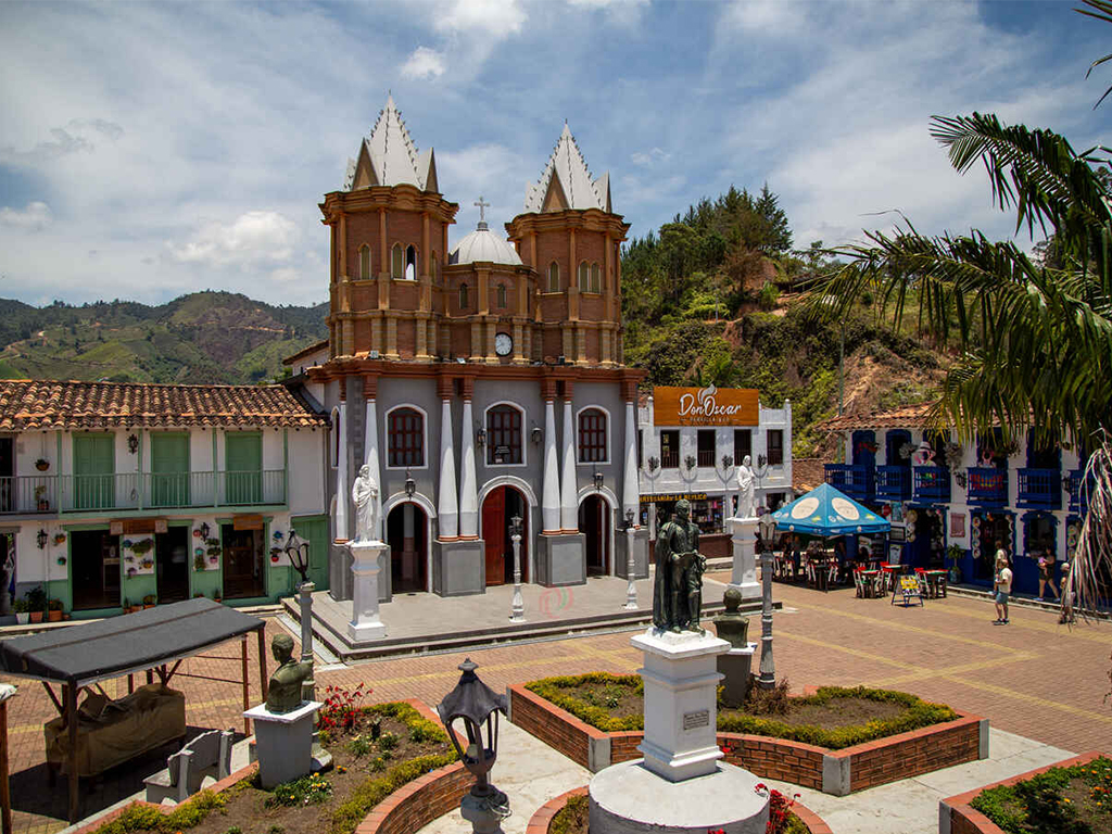 Paquetes a medellin y cartagena